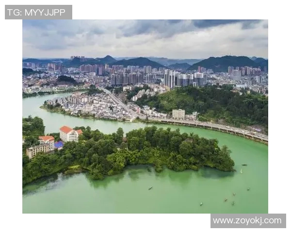铜仁足球明星阵容全景展示及精彩瞬间回顾 铜仁足球明星阵容全景展示及精彩瞬间回顾