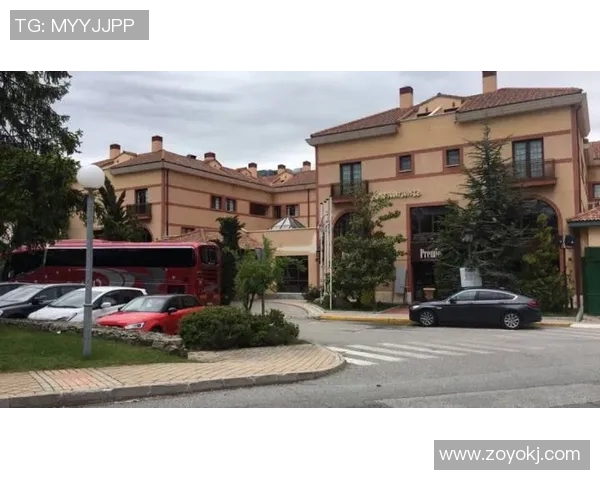 大连足球明星饭店的具体位置和周边环境介绍