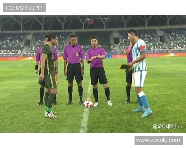 广州足球队以77分领跑精英赛积分榜展现强大实力 广州足球队以77分领跑精英赛积分榜展现强大实力