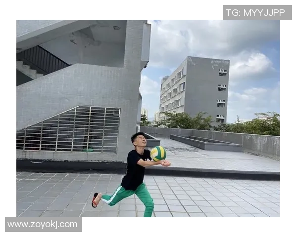 广州排球队的耐力之谜:排球巨献背后的训练与坚持 广州排球队的耐力之谜:排球巨献背后的训练与坚持